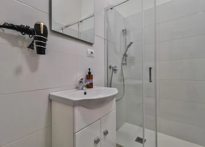 Verdi - Nel Centro Di 게스트하우스 3*