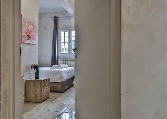 Verdi - Nel Centro Di Bologna